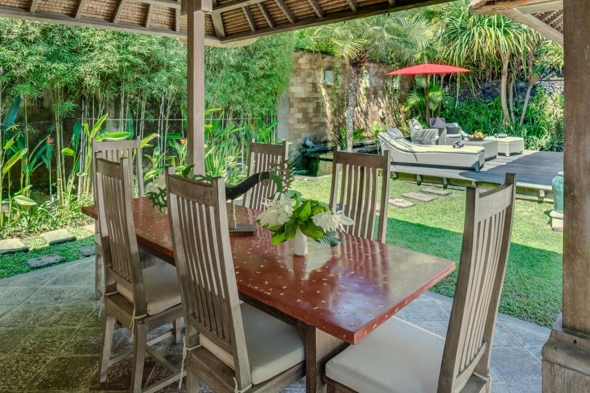 Villa Tirta Naga Bali Seminyak  Exterior photo