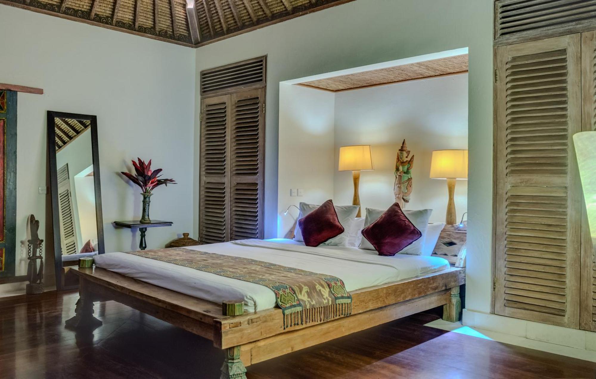 Villa Tirta Naga Bali Seminyak  Exterior photo